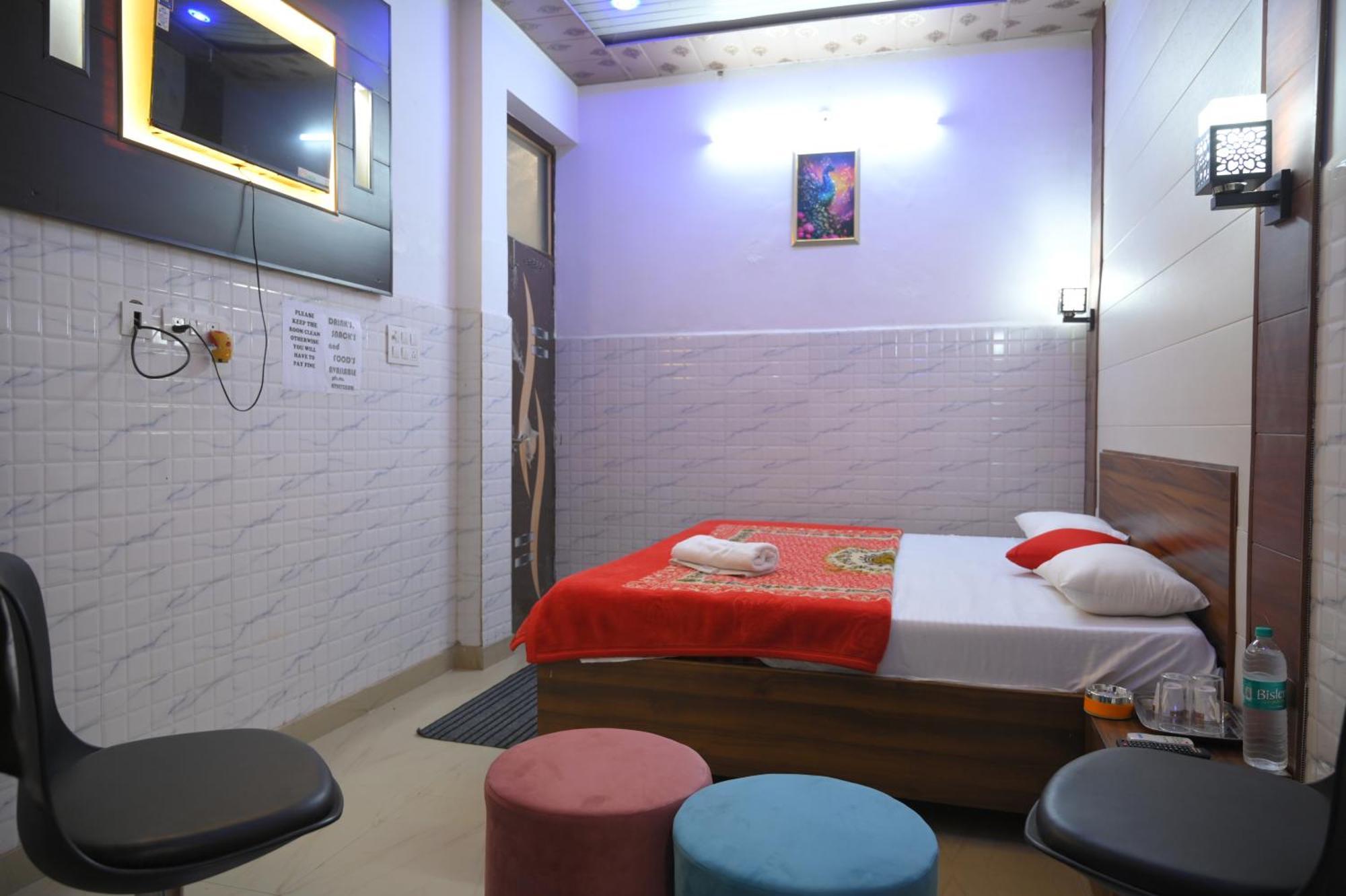 Hotel Starlight Мірут Екстер'єр фото