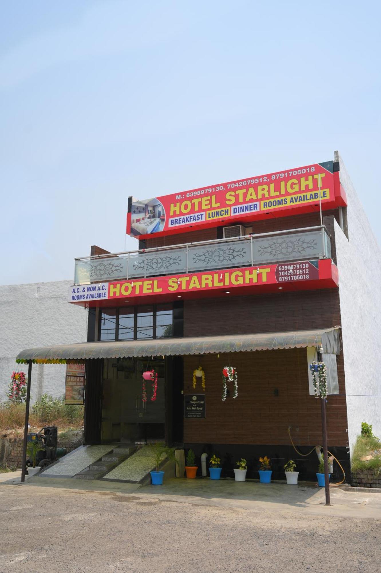 Hotel Starlight Мірут Екстер'єр фото